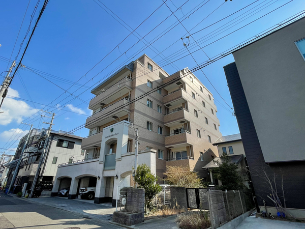 【ワコーレセレナ須磨】外観