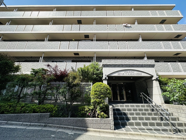【エスリード千里山西】外観