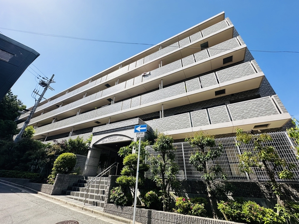 【エスリード千里山西】外観