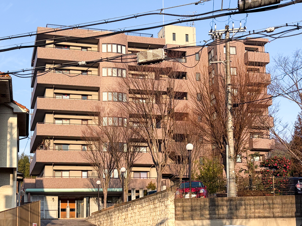 【グランブルー醍醐】外観