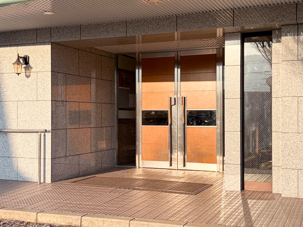 【グランブルー醍醐】エントランス 【グランブルー醍醐】エントランス