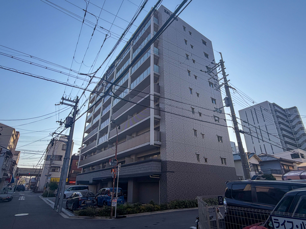 【エスリード小阪ミッドゲート】外観