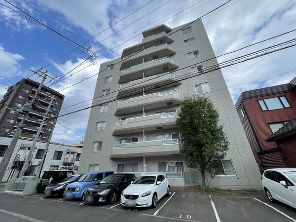【カルム南円山】外観