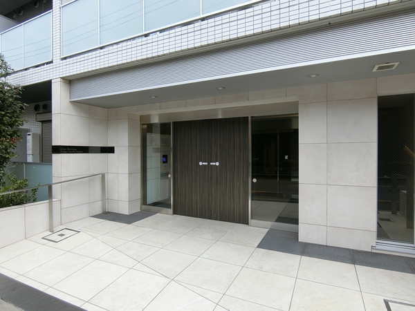 【ディアレイシャス東京サウスパレス】エントランス