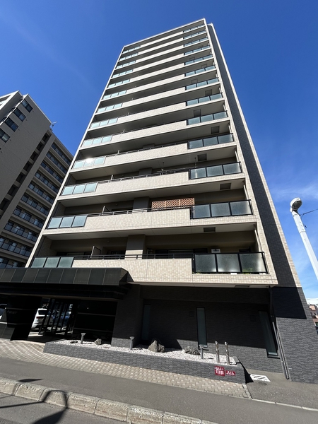 【アルビオガーデン南麻生】外観