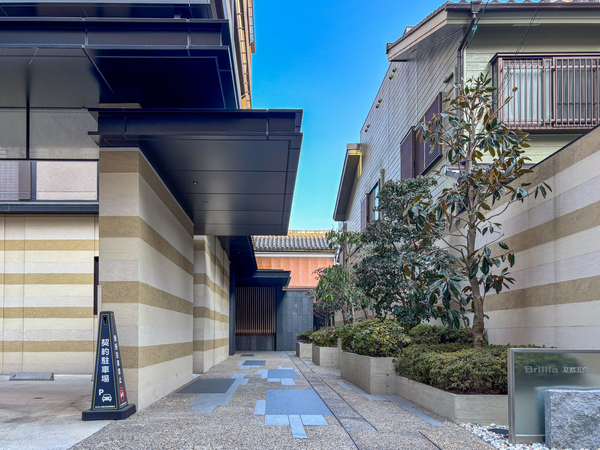 【Brillia京都五条】エントランス