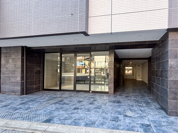 【イーグルコート四条烏丸WEST】エントランス