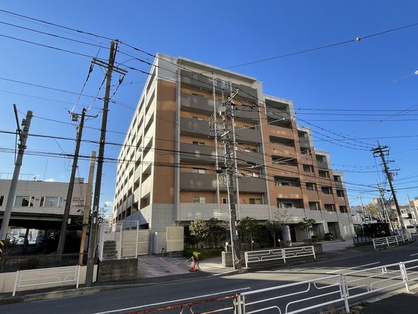 【クオス横浜鴨居レジデンシャルステージ】外観