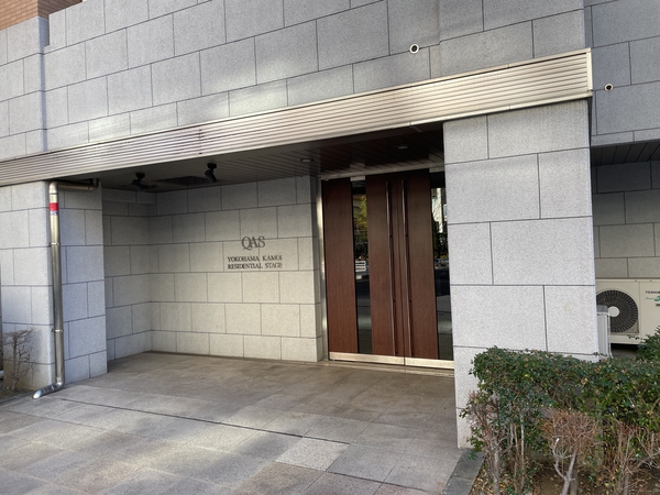 【クオス横浜鴨居レジデンシャルステージ】エントランス