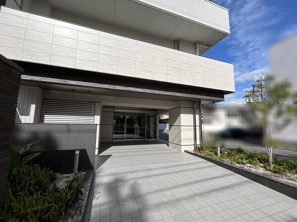 【ヴェルディ天神川駅南】エントランス