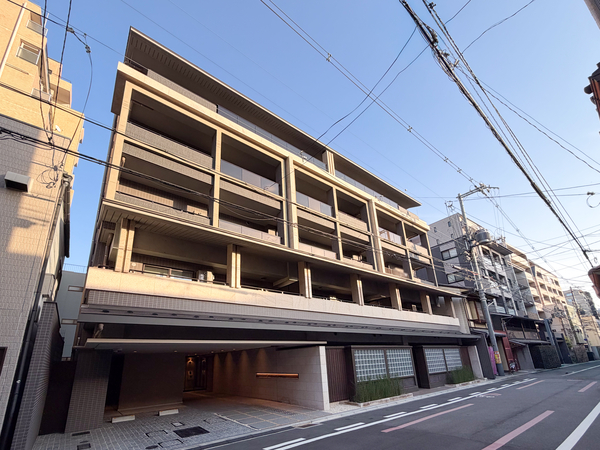 【THE RESOCIA堺町二条】外観