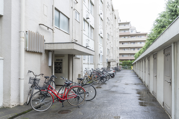 【産業住宅協会三鷹第9アパートA棟】外観写真