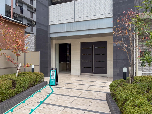 【エスリード新大阪レジデンス】エントランス 【エスリード新大阪レジデンス】エントランス