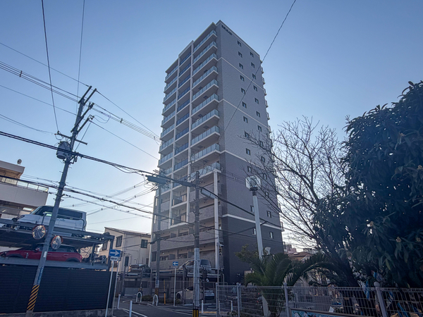 【エスリード小阪プライムプレイス】外観