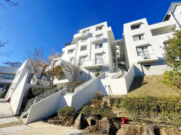 【シェラビア東山台五番街】外観
