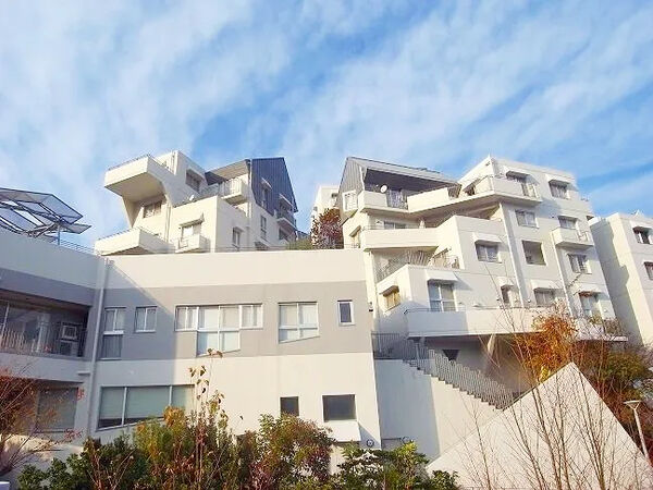 【シェラビア東山台五番街】外観
