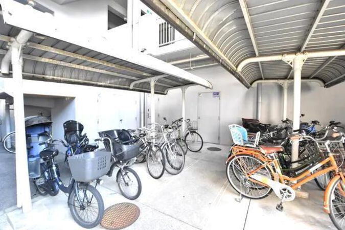 (駐輪場) (駐輪場)