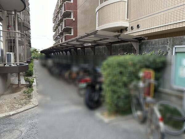 【エメラルドマンション大州】駐輪場