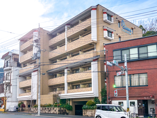 【プレサンス京大東】外観