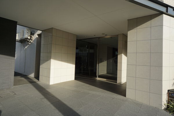 【ブランズ東品川】エントランス