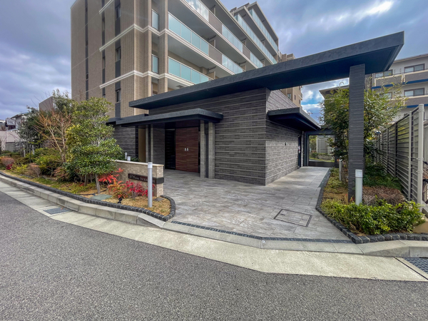 【プレイズ塚口】エントランス 【プレイズ塚口】エントランス