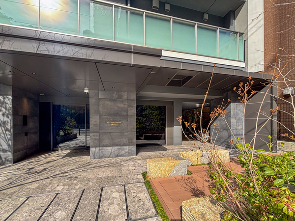 【グランドメゾン谷町四丁目】エントランス