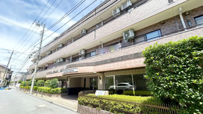 【ライオンズコート市川】外観