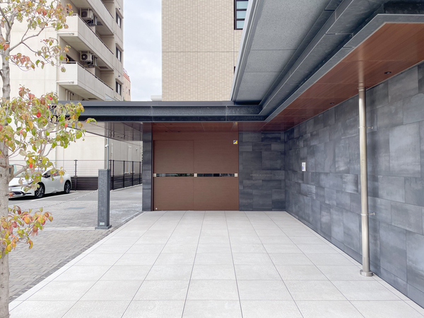 【ユニハイム住之江公園】エントランス