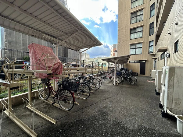 【ガーデンライフ南福岡】駐輪場 【ガーデンライフ南福岡】駐輪場