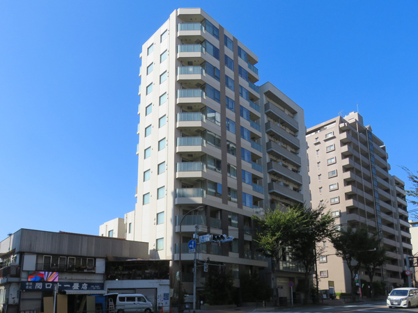 【ブランズ三鷹】外観