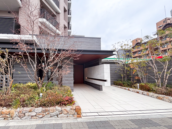 【プラネスーペリア関目高殿】エントランス 【プラネスーペリア関目高殿】エントランス