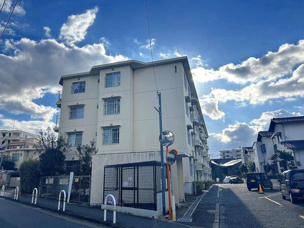 【井尻ハイツ】外観 【井尻ハイツ】外観