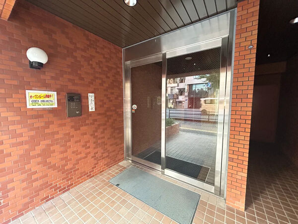 【ロマネスク高宮】エントランス 【ロマネスク高宮】エントランス