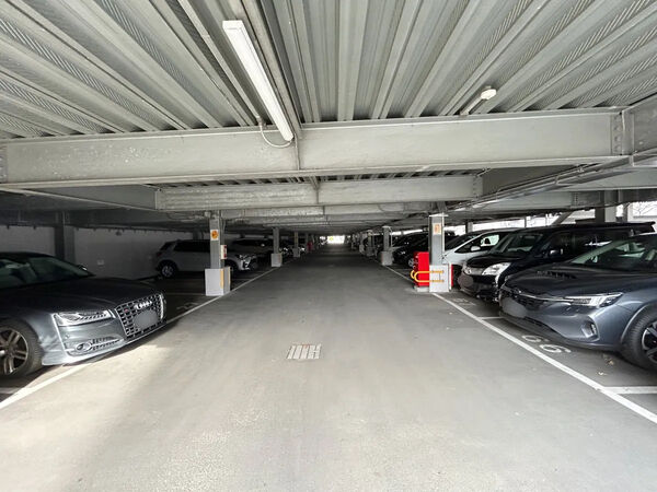 【ヴェルビュ福住】駐車場 【ヴェルビュ福住】駐車場