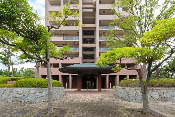 【アトモスももち】エントランス