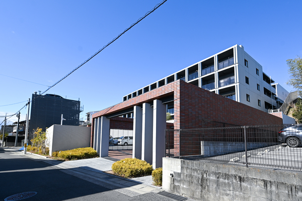 【ダイアパレス八事コテージ】外観