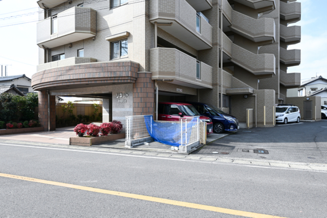 【リネット大和花池】エントランス 【リネット大和花池】エントランス