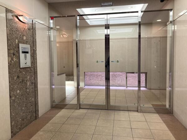 【アークプラザ荒川公園】エントランスホール 【アークプラザ荒川公園】エントランスホール