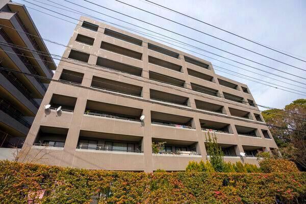 【ヒルズ平尾】外観2