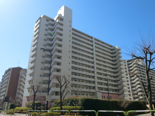 【はなみずき通り北六番館】外観