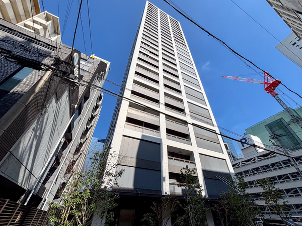 【ローレルタワー心斎橋】外観