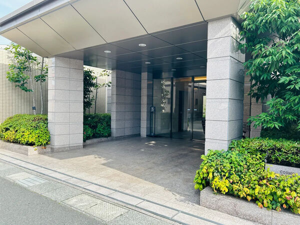 【コスモ東向日】エントランス