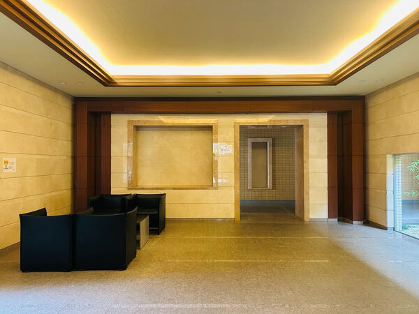 【コスモ東向日】ロビー