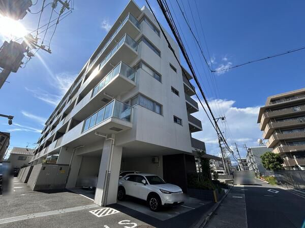【ロイヤルシティパーク戸坂】外観