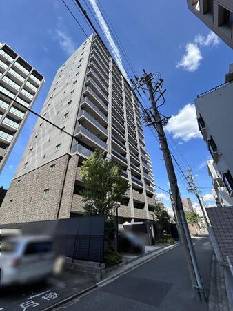 【ザ・パークハウス桜山プレイズ】外観