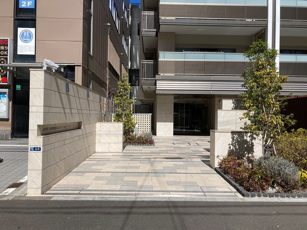 【グローリオコンフォート青葉通一番町】エントランスアプローチ
