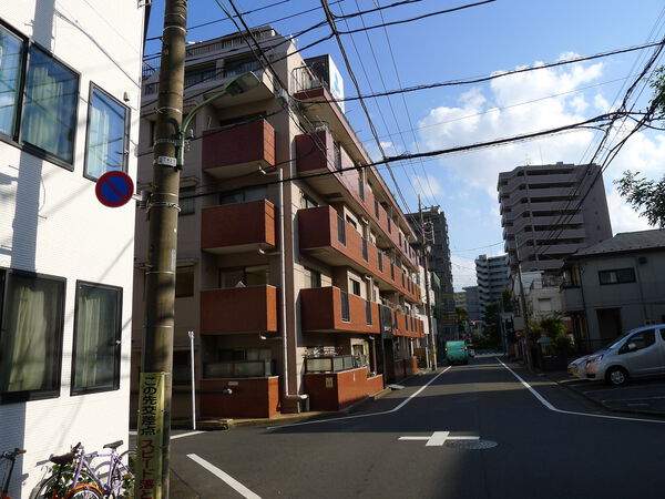 セザール大森本町