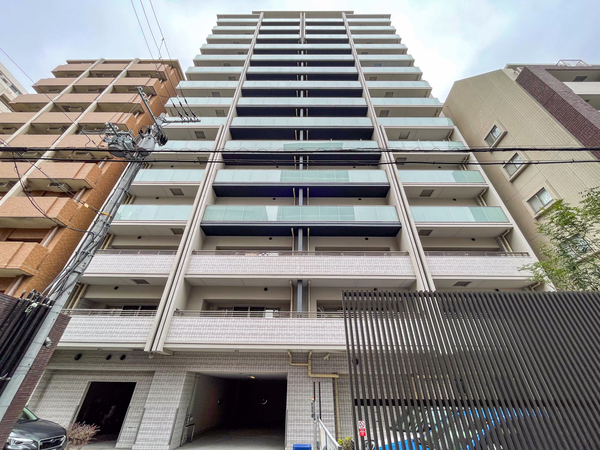 【クレヴィア南森町ザフロント】外観