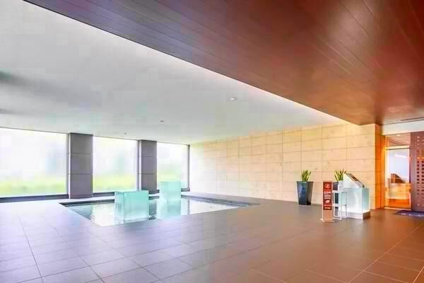 【TOKYO SEA SOUTH ブランファーレ】エントランスロビー2