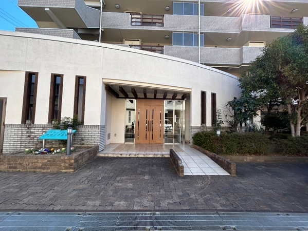 【ブランズヒル南横浜壱番館】エントランス